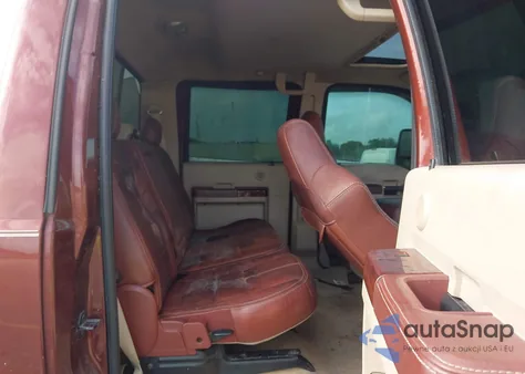 2008 Ford F250 Super Duty z USA, uszkodzony, nr VIN 1FTSW21R88EA64589